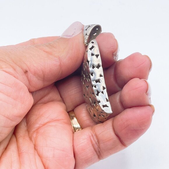 Sterling Silver 925 Textured Rectangle Pendant With Leaf Pattern - Picture 4 of 5